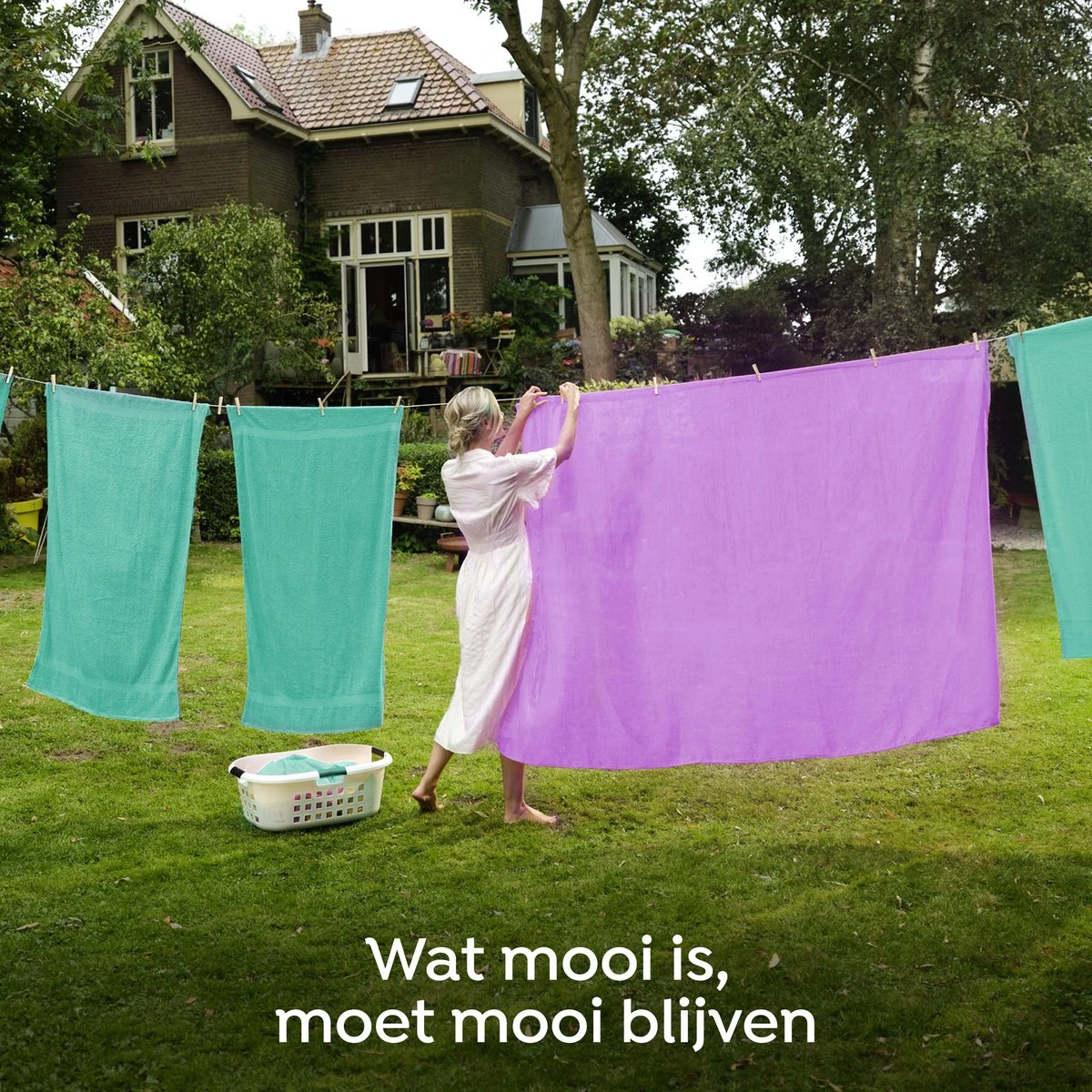 Robijn Collections Paradise Secret Wasverzachter - 4 X 30 Wasbeurten - Voordeelverpakking 7 Robijn Collections Paradise Secret Wasverzachter - 4 X 30 Wasbeurten - Voordeelverpakking - Afbeelding 5