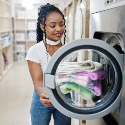 Omo Vloeibaar Wasmiddel Kleur - 100 Wasbeurten - Grootverpakking -Beste Wasserie Winkel 1200x1200 638